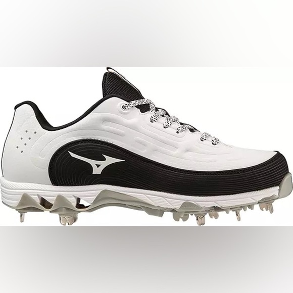 Mizuno Women's 9-Spike Swift 8 Metal Fastpitch Softball Cleats | NEW/NIB 🥎🥎 - Picture 1 of 12